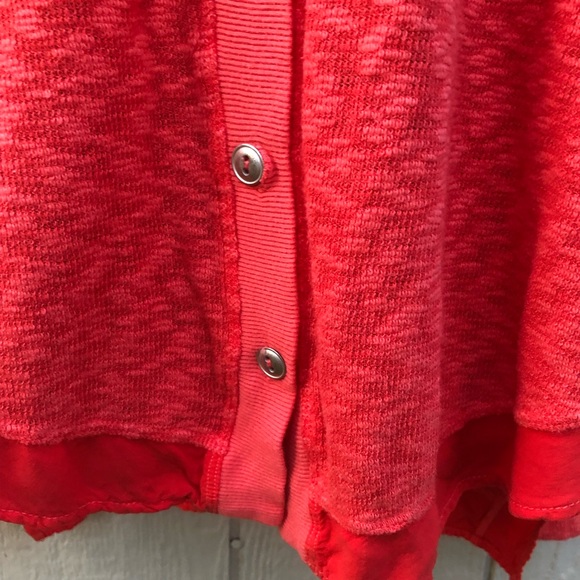 Left of Center | Evie Orange Cardigan - Picture 11 of 13